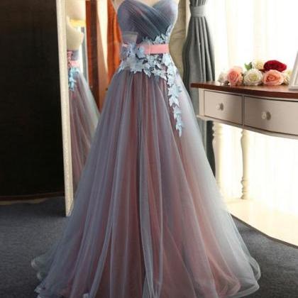 Beautiful Sweetheart Tulle Long Junior Prom Dress..