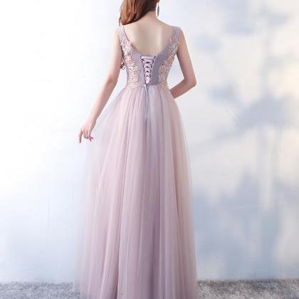 Beautiful Pink V-neckline Tulle And Lace Applique..