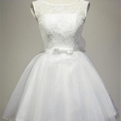 White Lace and Organza Short Simple..