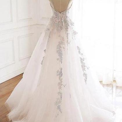 Charming A-line Tulle Long Lace Applique Prom..