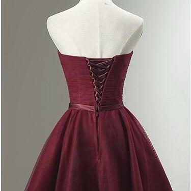 Beautiful Burgundy Knee Length Lace-up Tulle Party..