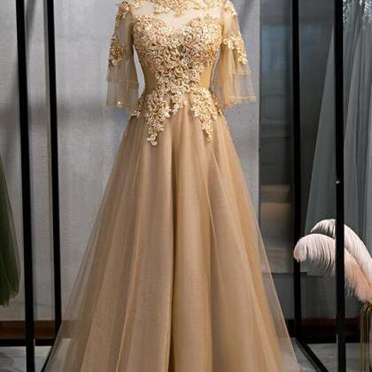 Champagne Short Sleeves Tulle With Lace Applique..