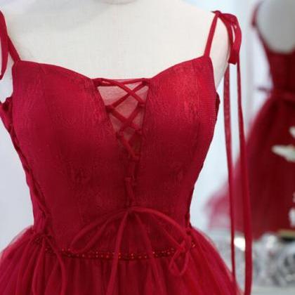 Red Short Beaded Straps Tulle Homecomng Dress..