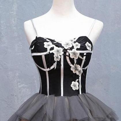 Black And Champagne Sweetheart Short Formal Dress..