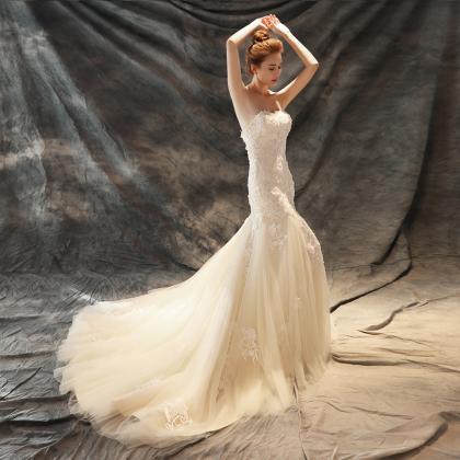 Ivory Tulle with Lace Applique Merm..