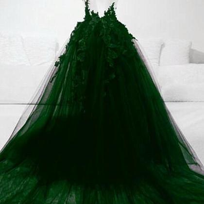 Green Tulle With Lace Deep Neckline Backless Prom..