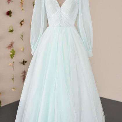 Light Green Tulle Long Sleeves Wedding Party..