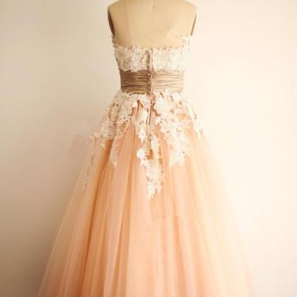 Elegant Pearl Pink Tulle Floor Length Prom Gown..