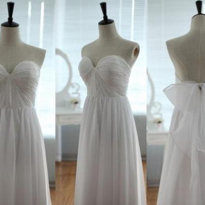 Pretty Handmade White Sweetheart Simple Prom Gown..