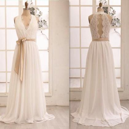 Gorgeous V-neckline Chiffon And Lace White Prom..