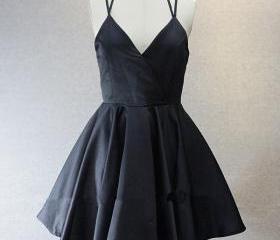 Fashion Black Short V-neckline Satin Halter Handmade Formal Dresses ...