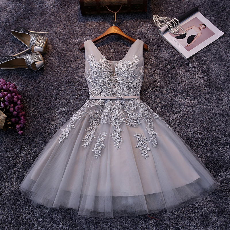 High Quality Tulle Light Grey Knee Length Party Dress With Plunging Neck Bodicelace Appliqués, Homecoming Dresses