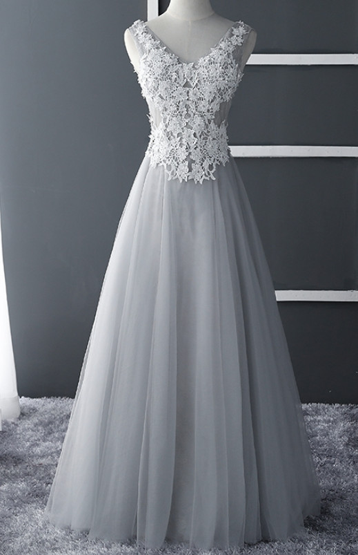 Grey Tulle Pretty V Neckline Prom Dress, Lace Applique Long Prom Dresses, Elegant A Line Tulle Evening Dresses