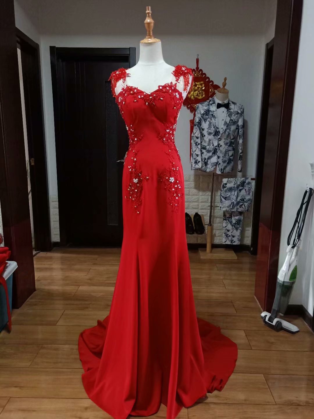 Beautiful Spandex Sexy Mermaid Long Beaded And Lace Formal Gown, Evening Dress 2019
