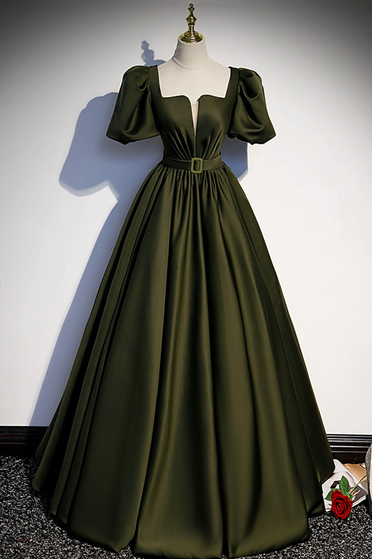 dark green gala dress Dark Green A-Line Lace Appliques Chiffon Prom Dress main image 1