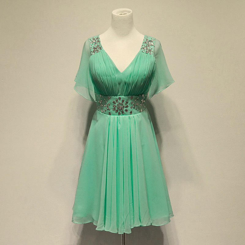 Charming Mint Green Chiffon Knee Length Bridesmaid Dresses With Beadings, Knee Length Bridesmaid Dresses, Green Bridesmaid Dress